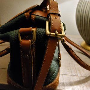 Dooney & Bourke Hunter Green /Tan Vintage Doctor's Bag with Genuine Straps